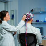 % Funkcinis neurologinis sutrikimas (FNS): Simptomai, priežastys, gydymas, prevencija