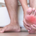 % Pėdos kauliuko skausmas: Simptomai, priežastys, gydymas, prevencija