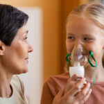 % RSV Virusas (Kvėpavimo takų sincitinis virusas): Simptomai, gydymas, priežastys, prevencija