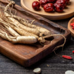 % Kininis ženšenis: nauda, šalutinis poveikis, naudojimas ir dar daugiau