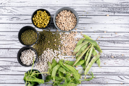 % Skirtingų augalinių proteinų palyginimas: žirnių, ryžių, sojos, kanapių